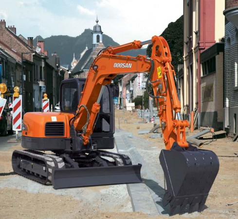 Doosan DX80LC