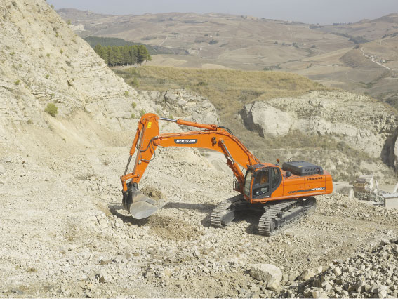 Doosan DX520LC