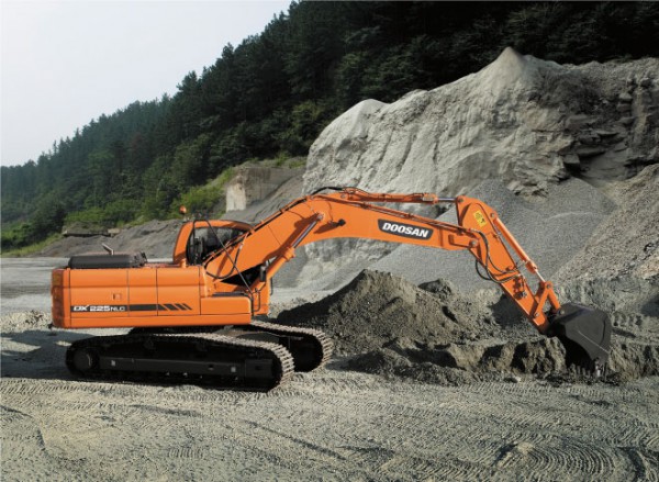 Doosan DX225NLC