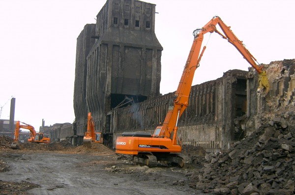 Doosan S420LC-V Demolition