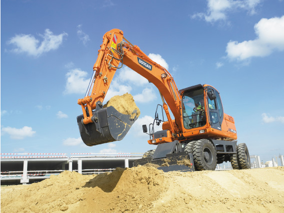 Doosan DX140W