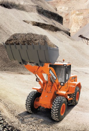 Doosan DL 200 
